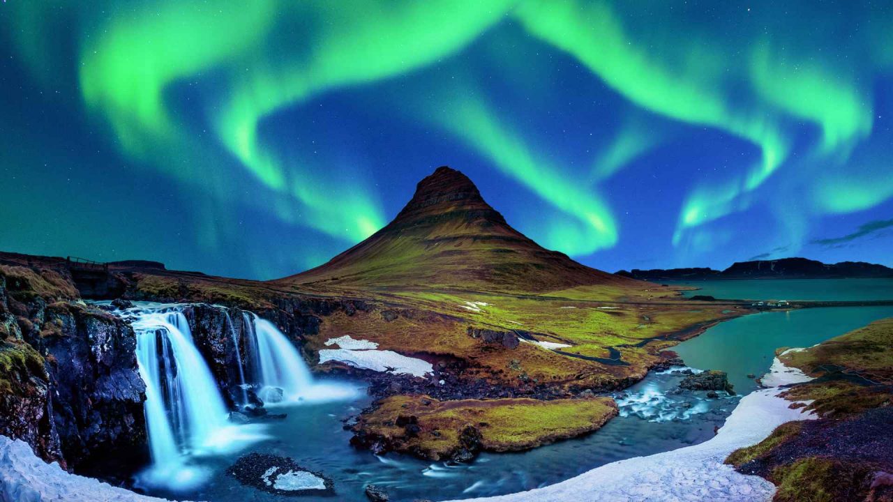Iceland aurora northern lights