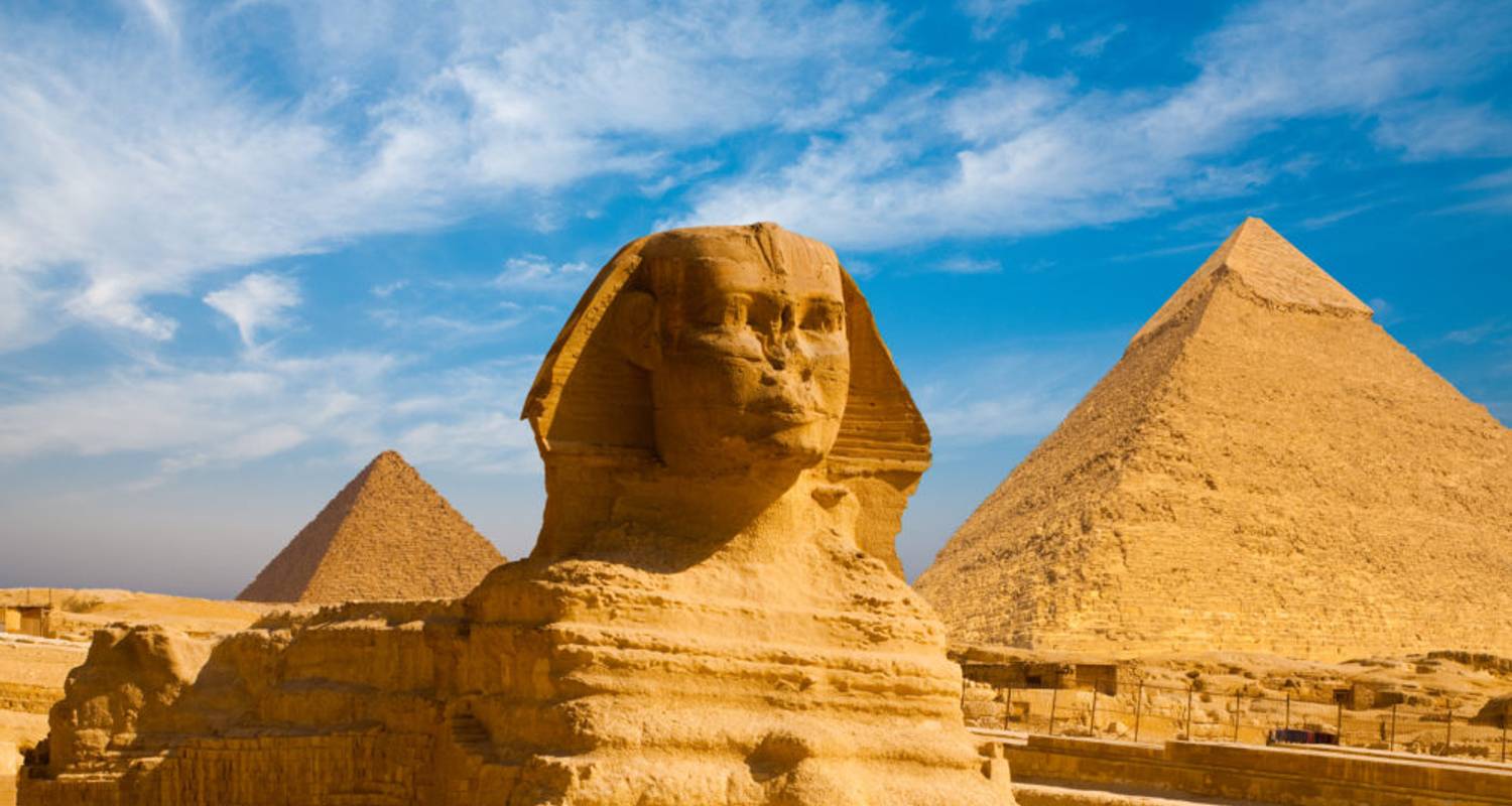 Egypt pyramids and sphinx